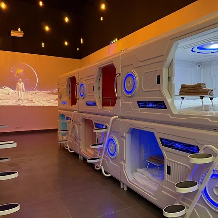 Reiminski Abenteuer Space Kapseln, Tennis Squash Soccer, Sport & Wellness