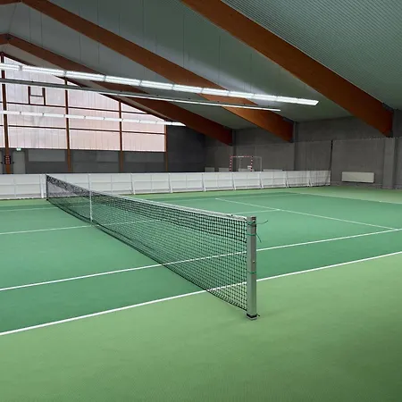 Reiminski Abenteuer Space Kapseln, Tennis Squash Soccer, Sport & Wellness Lodge *