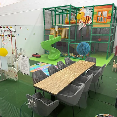Reiminski Abenteuer Space Kapseln, Tennis Squash Soccer, Sport&wellness *