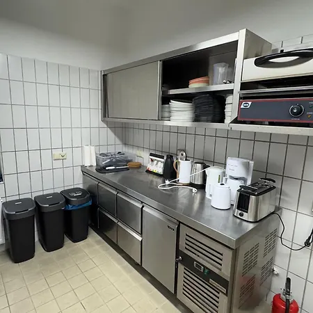 Reiminski Abenteuer Space Kapseln, Tennis Squash Soccer, Sport & Wellness * Bergen (Lower-Saxony)