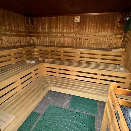 Reiminski Abenteuer Space Kapseln, Tennis Squash Soccer, Sport&wellness *