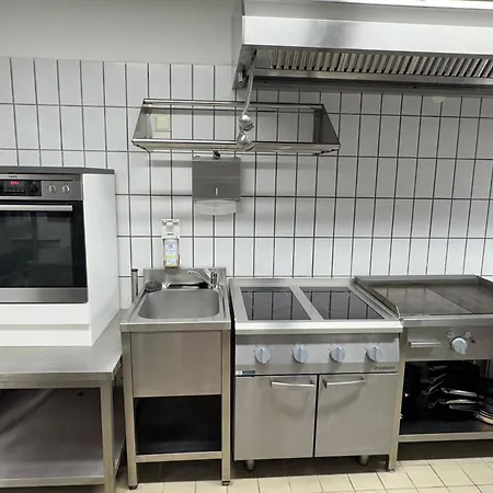 Reiminski Abenteuer Space Kapseln, Tennis Squash Soccer, Sport & Wellness Bergen (Lower-Saxony)