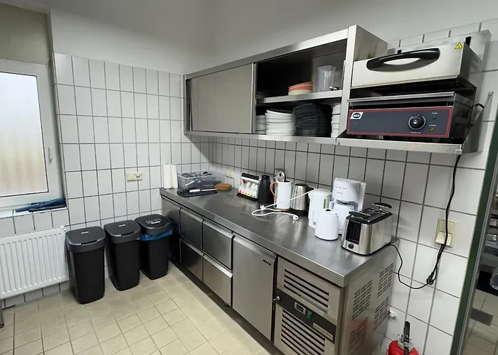 Reiminski Abenteuer Space Kapseln, Tennis Squash Soccer, Sport & Wellness * Берген